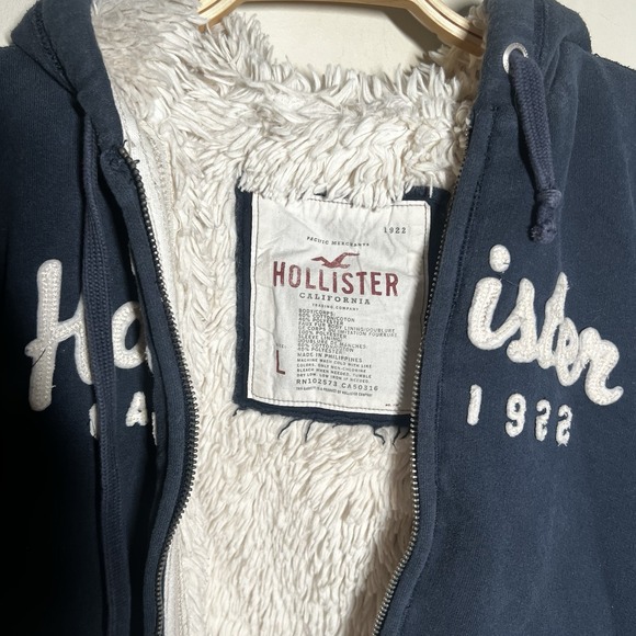 Hollister Y2K Navy Graphic Logo Fur Hoodie Size L Zip Up 00s Warm Heavy Nostalgi - Picture 3 of 9